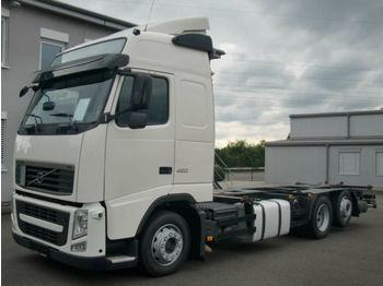 Container transporter/ Swap body truck Volvo FH 420 Globetrotter Midi Lift Hubschwingen: picture 1