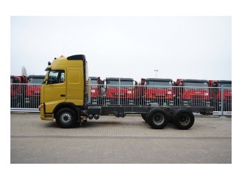 Cab chassis truck Volvo FH*** 520 6X4: picture 1
