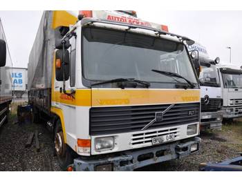Autotransporter truck Volvo FL7 4X2: picture 1