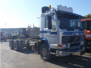 Cab chassis truck Volvo FL 10 320 6X2: picture 1