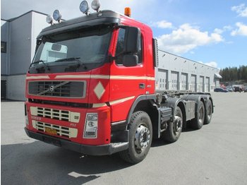 Skip loader truck Volvo FM480 8x4: picture 1