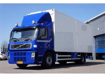 Box truck Volvo FM9-260: picture 1