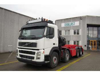 Container transporter/ Swap body truck Volvo FM 480: picture 1