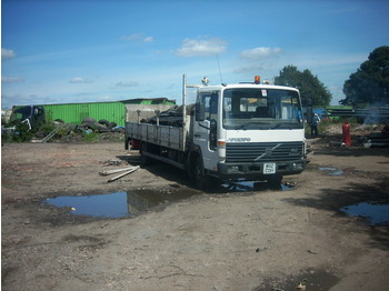 VOLVO flc - Flatbed van