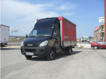 Curtain side van IVECO Daily 35C15: picture 1