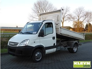 Tipper van Iveco Daily 35 C12: picture 1