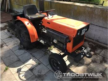 Compact tractor : picture 1