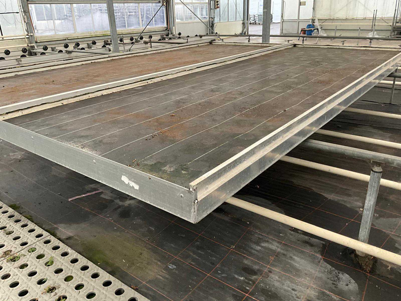 Agricultural machinery Aluminum cultivation table (4.50x1.63 mtr) (50x)