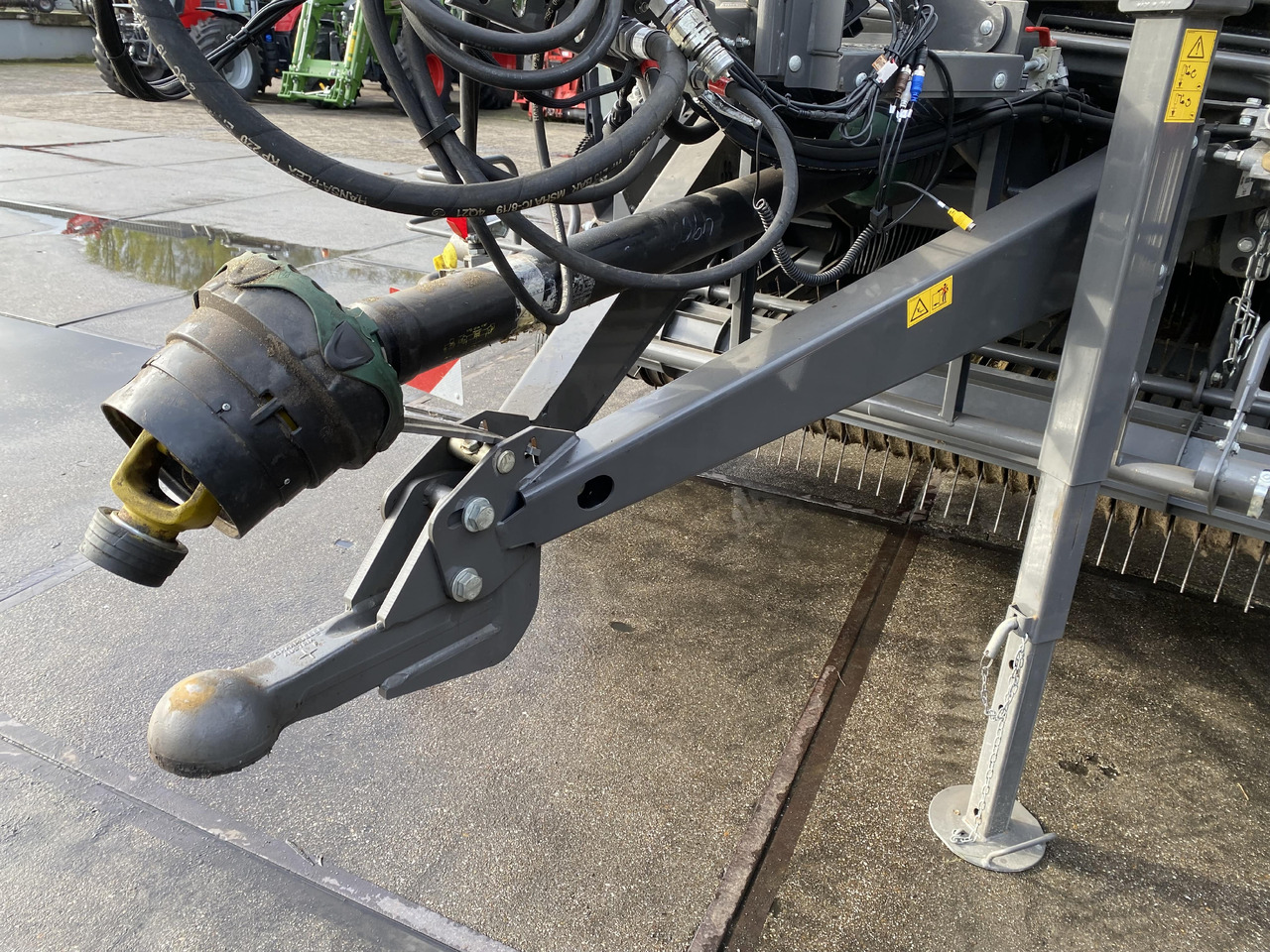 Bale wrapper Fendt Rotana 130F Combi