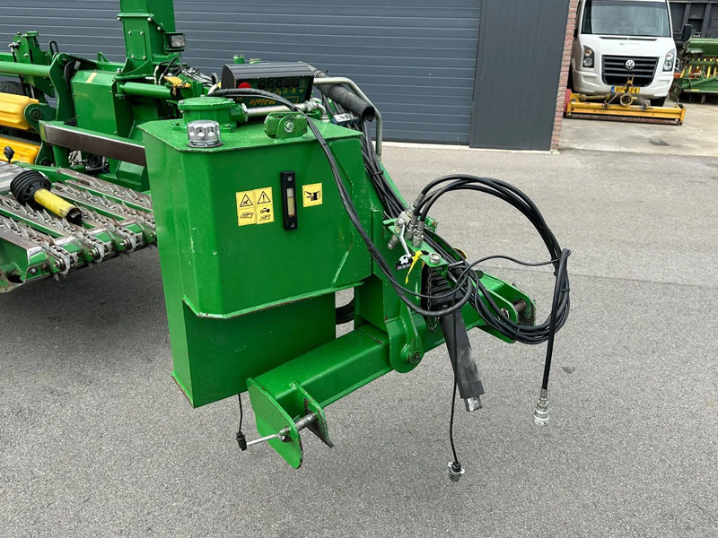 Bale wrapper McHale 998 wikkelaar