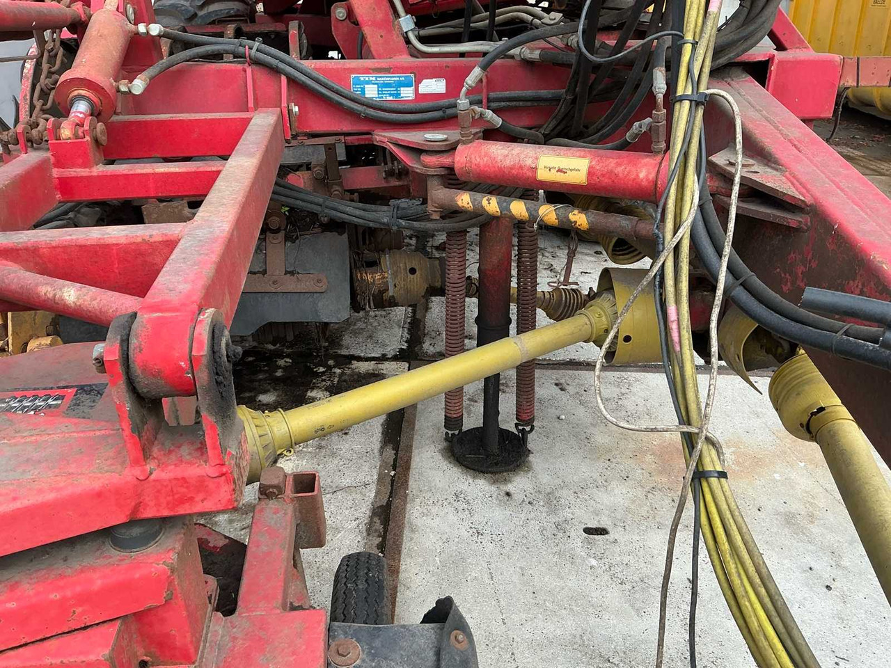 Beet harvester tim KRB S 212