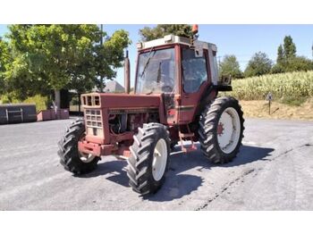 Farm tractor CASE IH 845 XL: picture 1