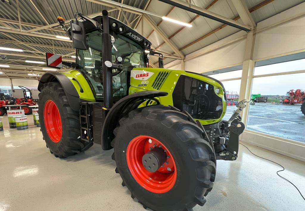 Farm tractor CLAAS Axion 830 Cmatic: picture 7