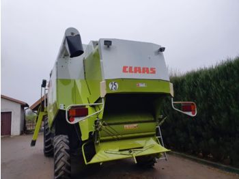 Combine harvester CLAAS LEXION 405: picture 1