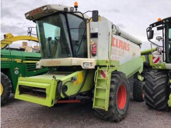 Combine harvester CLAAS LEXION 450: picture 1