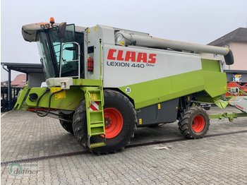 Combine harvester CLAAS Lexion 440 CEBIS II: picture 1