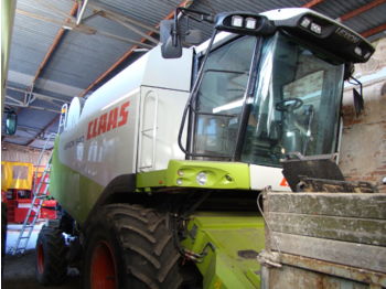 Combine harvester CLAAS Lexion 540: picture 1