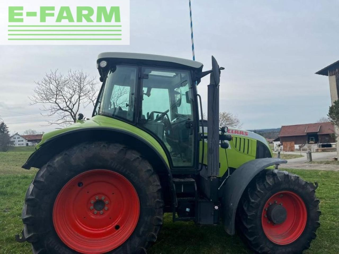 Farm tractor CLAAS arion 520: picture 3