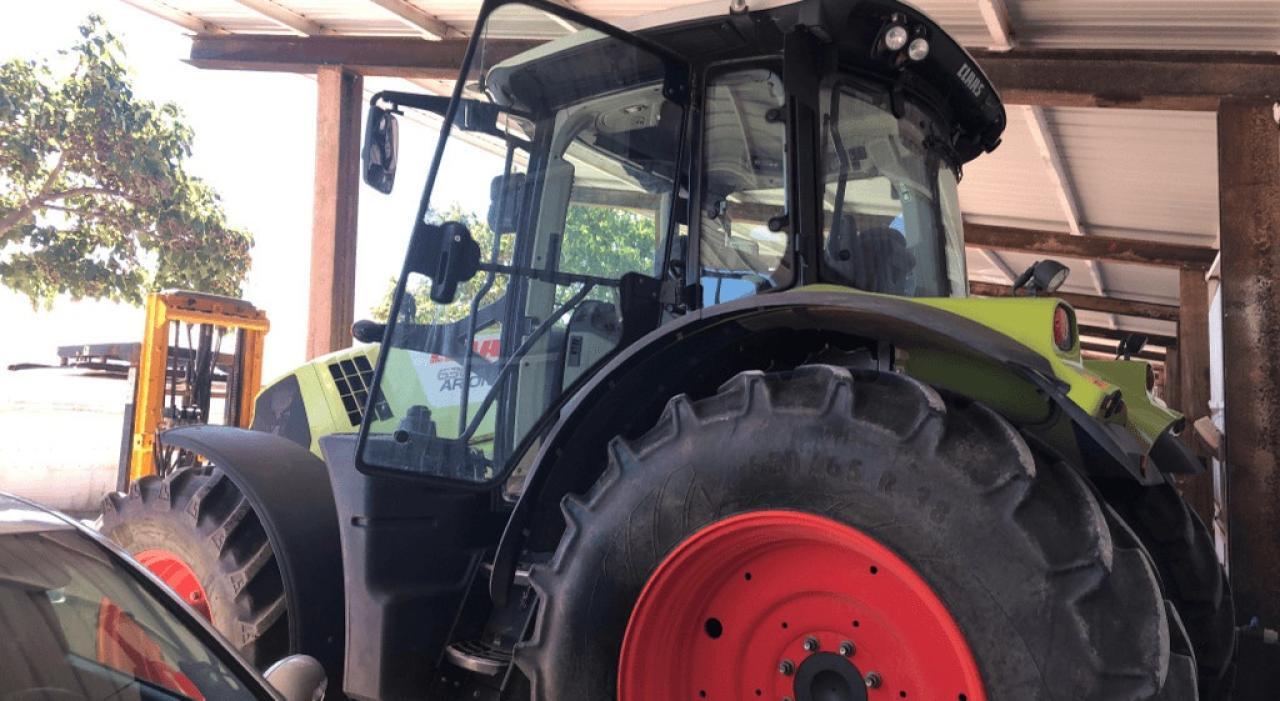 Farm tractor CLAAS arion 630 t4i: picture 3