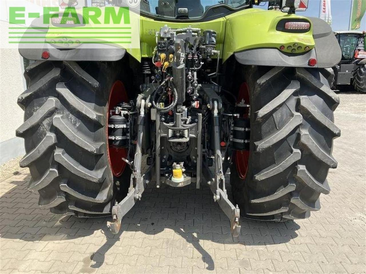 Farm tractor CLAAS axion 830 cmatic st5 cebis: picture 15