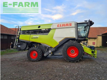 Farm tractor CLAAS lexion 7500: picture 4