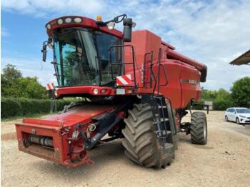 Combine harvester Case-IH 8010 axial flow 4wd: picture 1