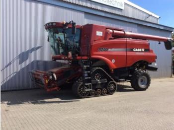 Combine harvester Case-IH axial 8230 raupe: picture 1