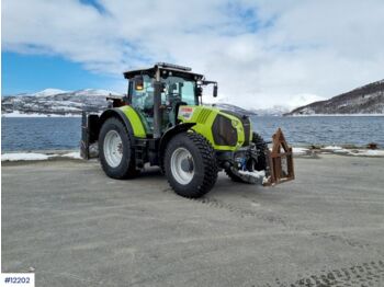 Farm tractor Claas 640: picture 1