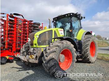 Farm tractor Claas AXION 920: picture 1
