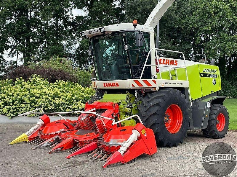 Agricultural machinery Claas Jaguar 830 492