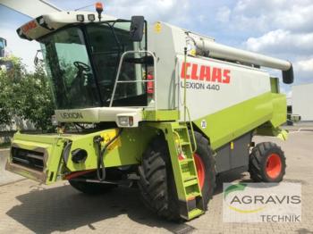 Combine harvester Claas LEXION 440: picture 1
