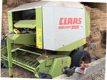 Round baler Claas ROLLAND 250: picture 1