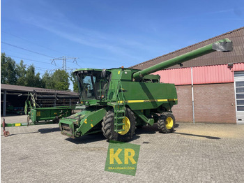 Combine harvester CTS John Deere 