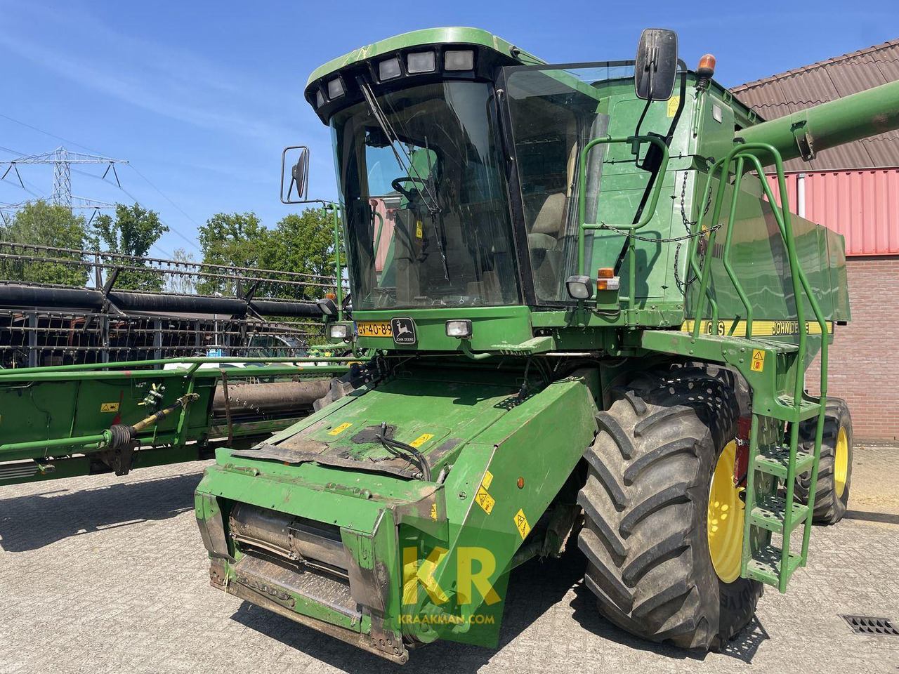 Combine harvester CTS John Deere