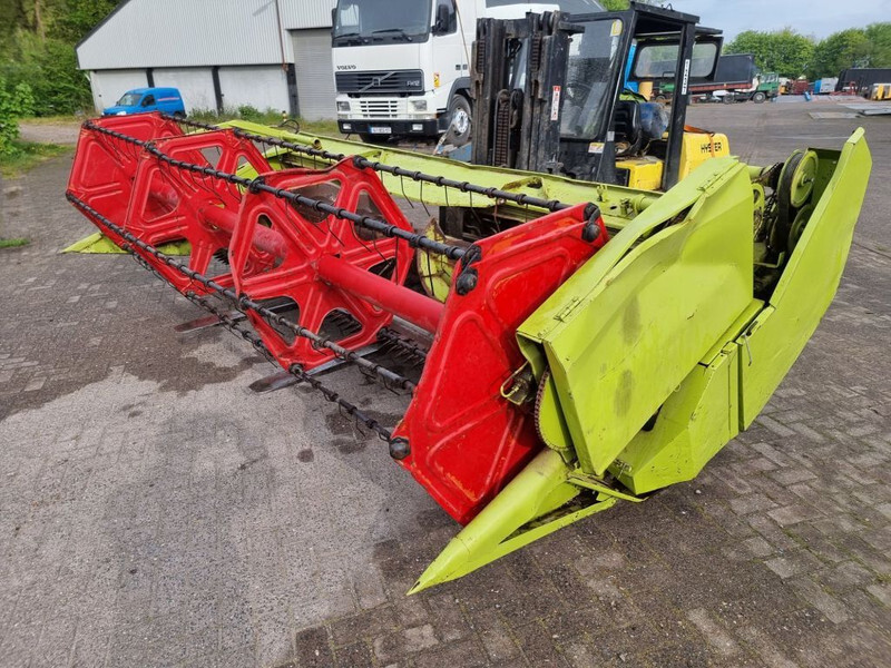 Combine harvester Claas Dominator 68s