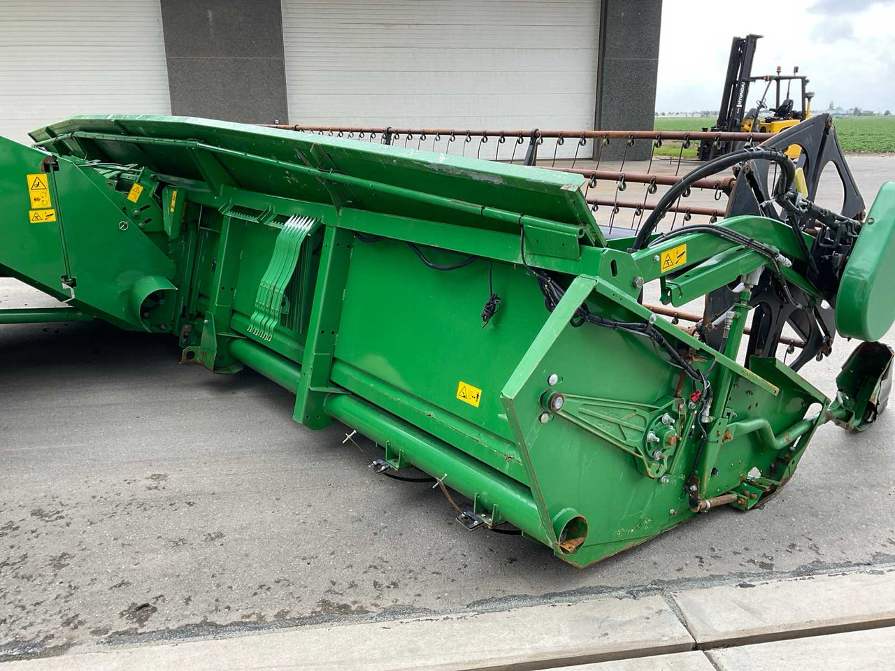 Combine harvester John Deere T670