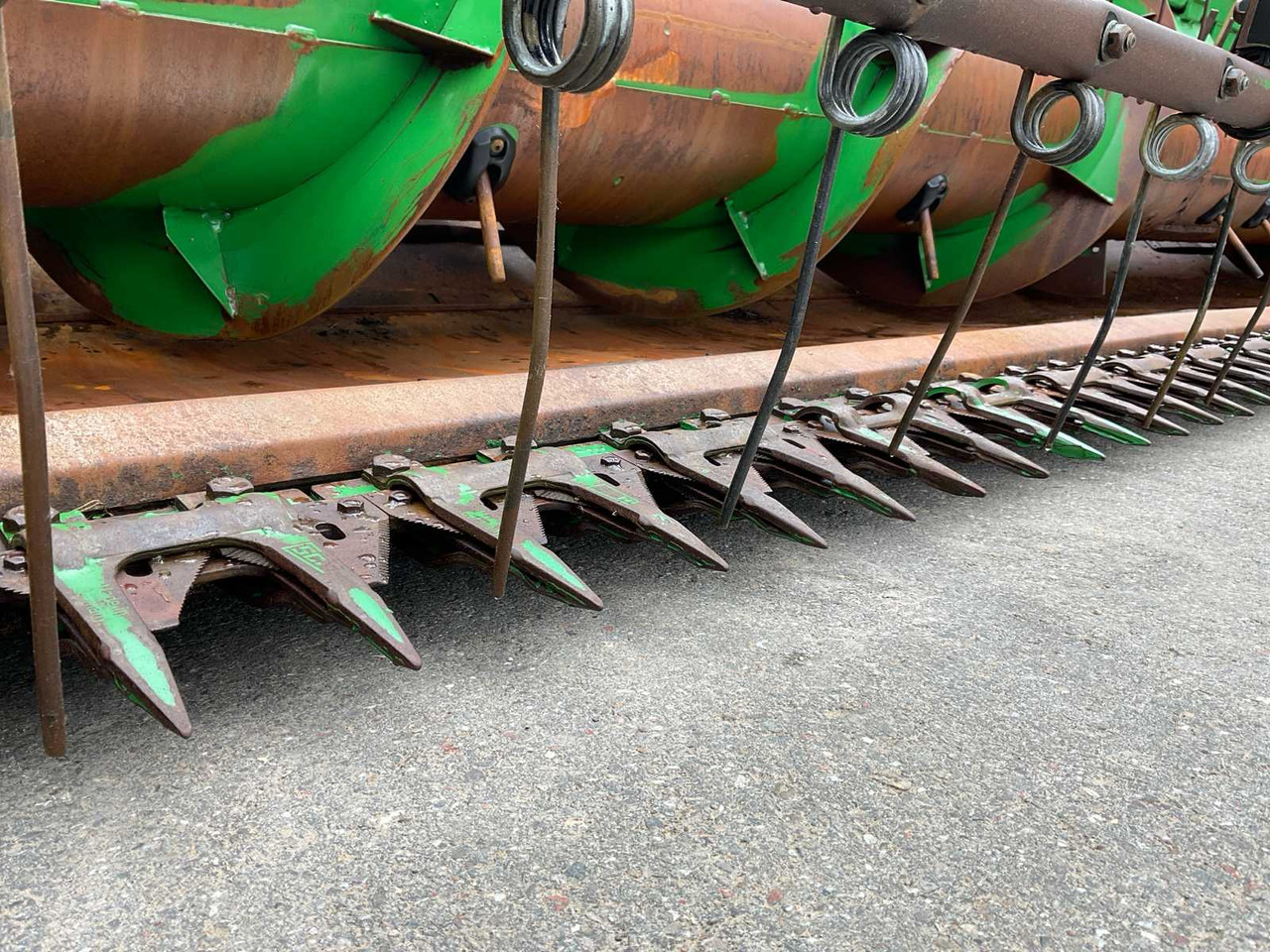 Combine harvester John Deere T670