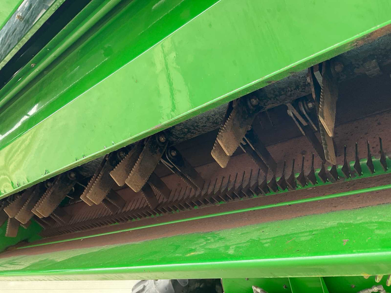 Combine harvester John Deere T670