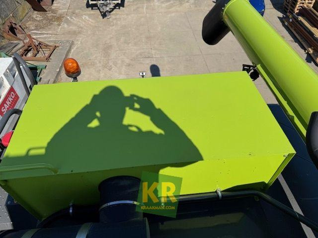 Combine harvester LEXION 750 Claas