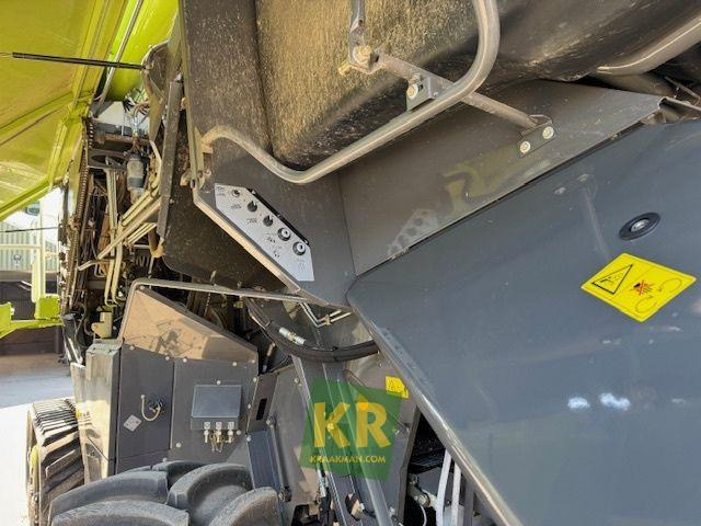 Combine harvester LEXION 750 Claas