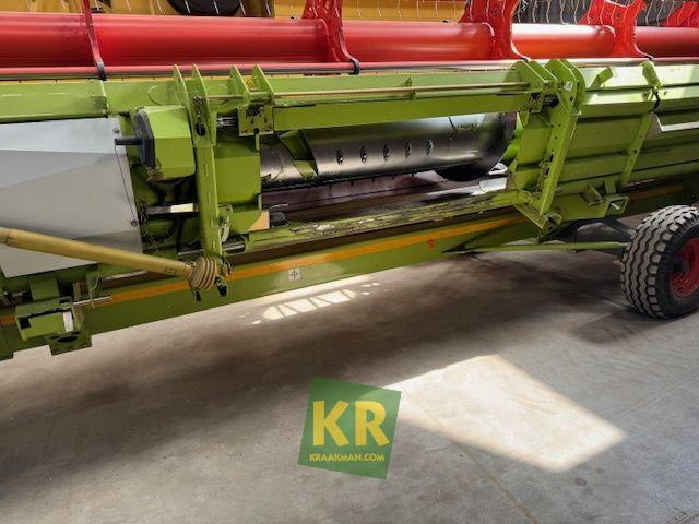 Combine harvester LEXION 750 Claas