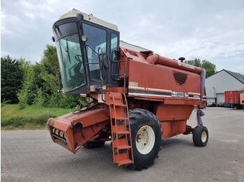 Combine harvester Laverda 3500