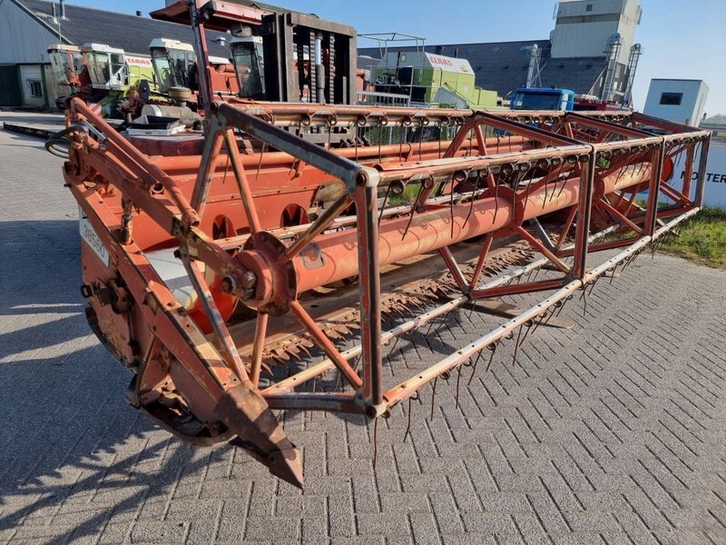 Combine harvester Laverda 3500