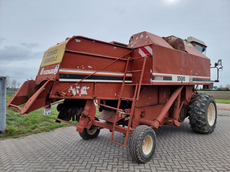 Combine harvester Laverda 3500