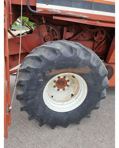 Combine harvester Laverda 3500