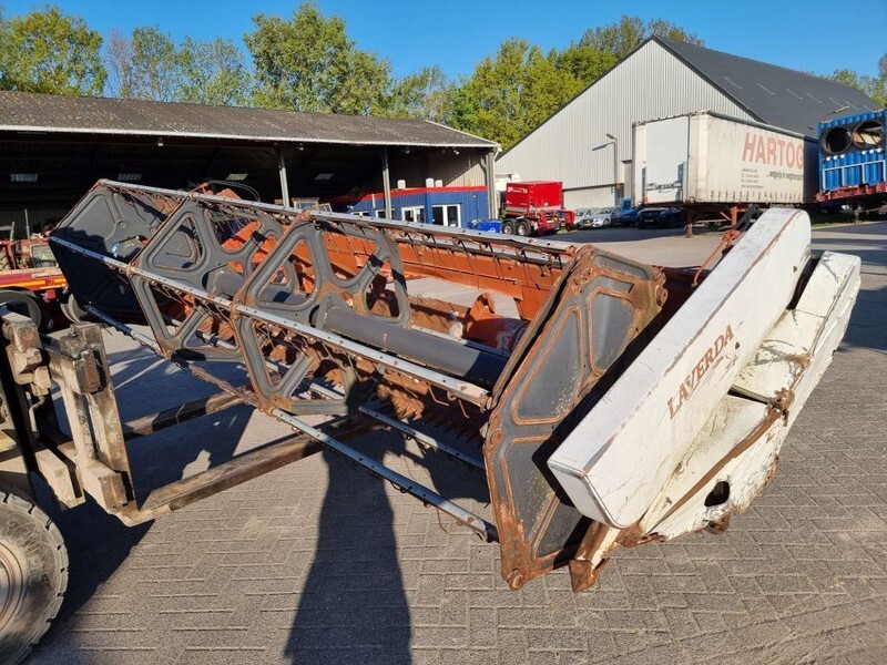 Combine harvester Laverda 3500