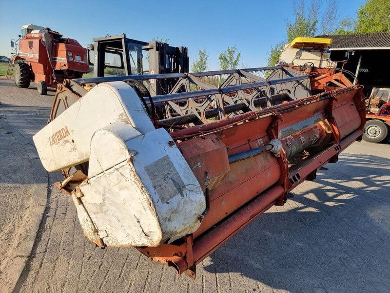 Combine harvester Laverda 3500