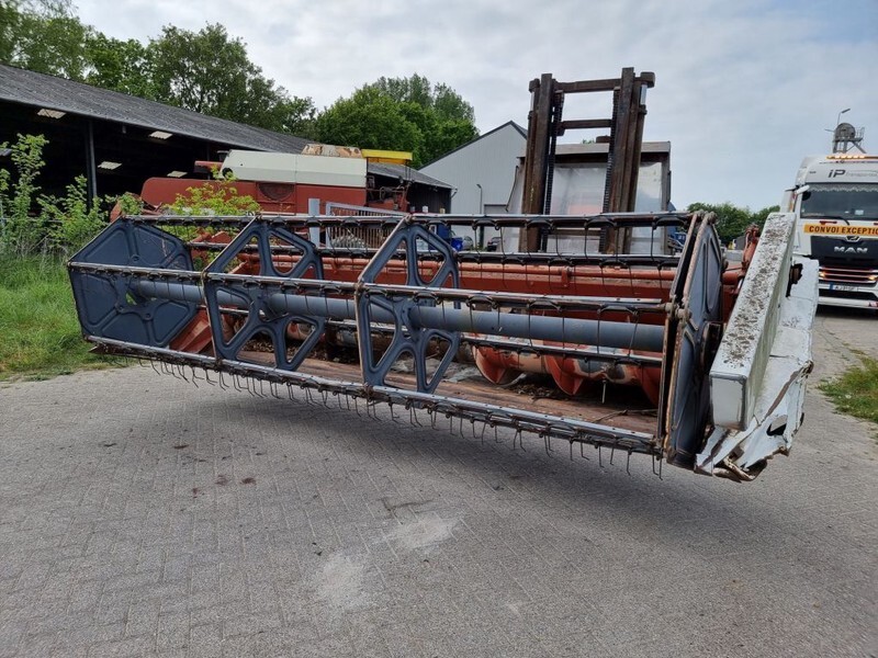 Combine harvester Laverda 3500