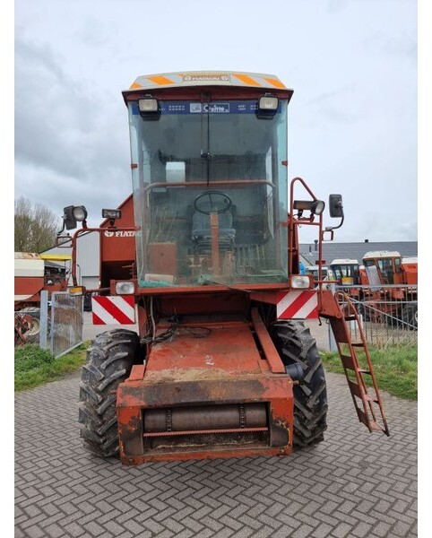 Combine harvester Laverda 3500