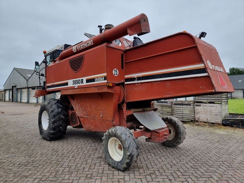Combine harvester Laverda 3550 R
